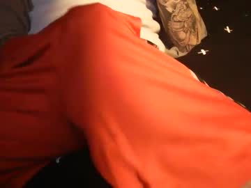 Papiqfue Chaturbate stream image from February 16, 2025