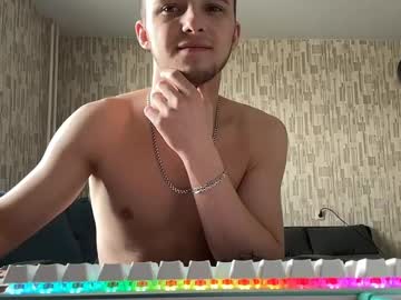 Golden_Boyyy21 Chaturbate stream image from February 16, 2025