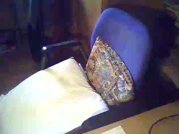 Bekklove1 Chaturbate stream image from February 16, 2025