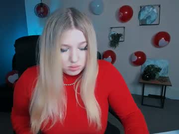 Juli_Kisss Chaturbate stream image from February 16, 2025