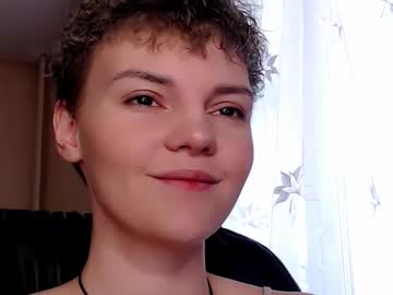 Marilaass Chaturbate stream image from February 16, 2025