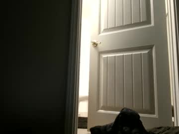 Rileyyy_Daddyspersonalslut Chaturbate stream image from February 16, 2025