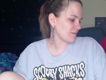Toxiclilly Chaturbate stream image from February 16, 2025