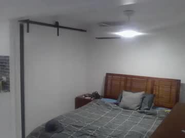 Badazzz333 Chaturbate stream image from February 16, 2025