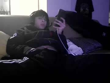 Diegr2 Chaturbate stream image from February 16, 2025