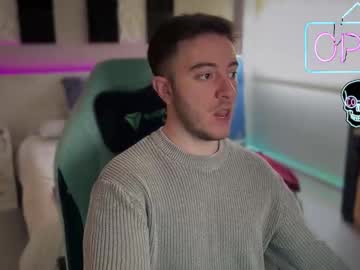 Huge_Jack01 Chaturbate stream image from February 16, 2025