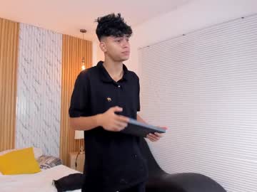 Luke_Venture Chaturbate stream image from February 16, 2025