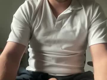 Realfrenchi Chaturbate stream image from February 16, 2025