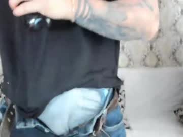 2sexymuscles Chaturbate stream image from February 16, 2025