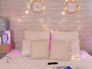 Catalinnathompson Chaturbate stream image from February 16, 2025