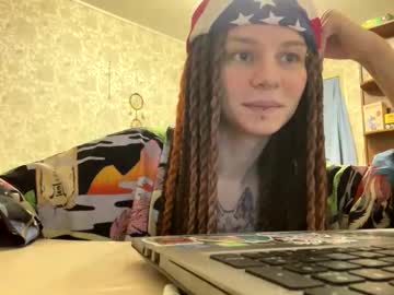 Clariselee Chaturbate stream image from February 16, 2025