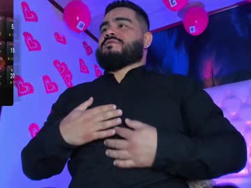 Michaelbear_ Chaturbate stream image from February 16, 2025
