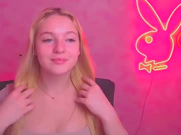 _Mila_La_ Chaturbate stream image from February 16, 2025