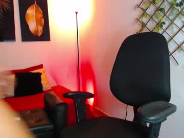 Axell_Dior Chaturbate stream image from February 16, 2025