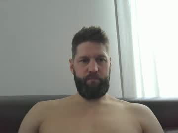 Bubblebee1982 Chaturbate stream image from February 16, 2025