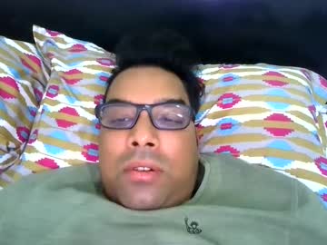Cummforuu Chaturbate stream image from February 16, 2025