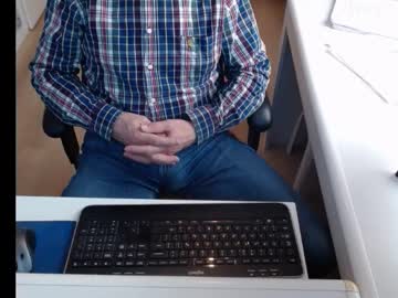 Dutchpornking2 Chaturbate stream image from February 16, 2025