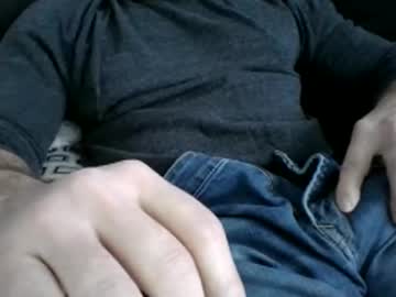 Hotandhard123321 Chaturbate stream image from February 16, 2025