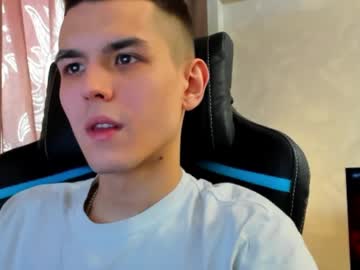 Travisrivas Chaturbate stream image from February 16, 2025