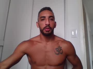 Dropbr Chaturbate stream image from February 16, 2025