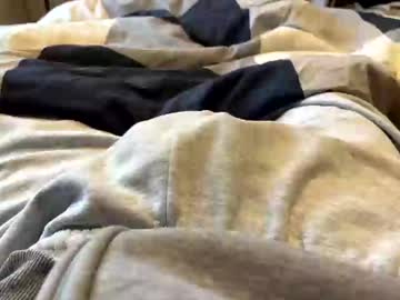Hey_Girls_ Chaturbate stream image from February 16, 2025