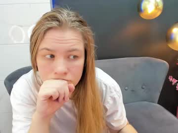 Jade_Soft Chaturbate stream image from February 16, 2025