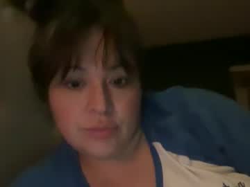 Jellybeanin Chaturbate stream image from February 16, 2025