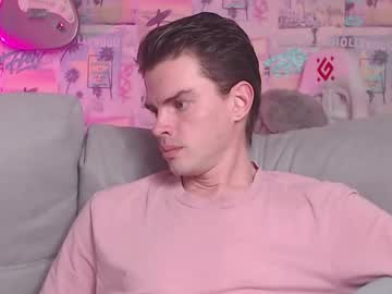 Oxmikexo Chaturbate stream image from February 16, 2025