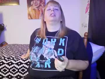 Peachy143 Chaturbate stream image from February 16, 2025