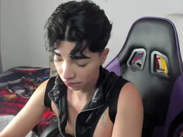 Santy7u7 Chaturbate stream image from February 16, 2025