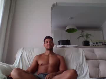 Sexymorenoxxx Chaturbate stream image from February 16, 2025