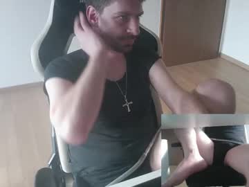 Sklavedominic1989 Chaturbate stream image from February 16, 2025