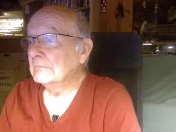 Pomme1949 Chaturbate stream image from February 16, 2025
