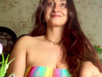 Classymelyna Chaturbate stream image from February 16, 2025