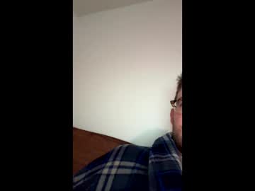 Farthammerz Chaturbate stream image from February 16, 2025