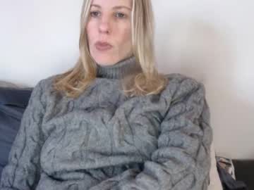 Hornyssima Chaturbate stream image from February 16, 2025