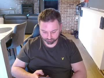 Joscrossbot Chaturbate stream image from February 16, 2025