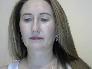 Manya2478 Chaturbate stream image from February 16, 2025