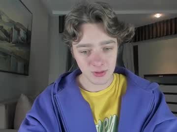 Mannyforreal Chaturbate stream image from February 16, 2025