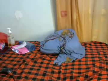Jellyassy Chaturbate stream image from February 16, 2025
