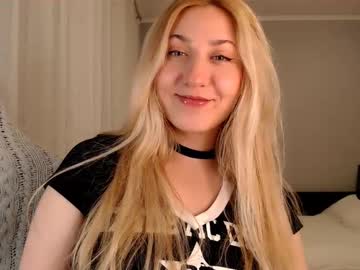 Vibezgirl Chaturbate stream image from February 16, 2025