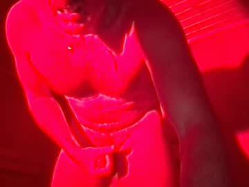 Foxysausage Chaturbate stream image from February 16, 2025