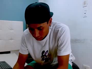 Jusyjrico Chaturbate stream image from February 16, 2025