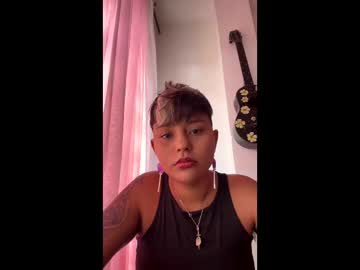 Luna__Cute Chaturbate stream image from February 16, 2025