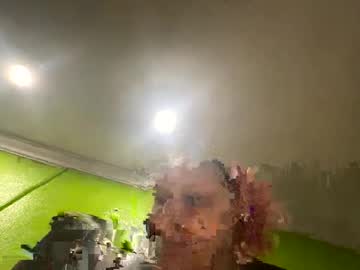 Maccenziewild Chaturbate stream image from February 16, 2025