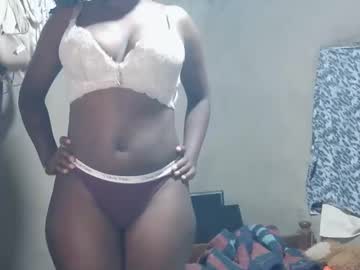 Mdivah Chaturbate stream image from February 16, 2025