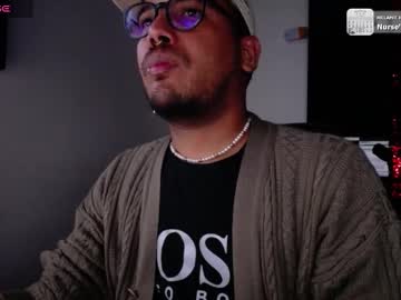 Xav2122 Chaturbate stream image from February 16, 2025