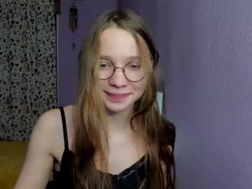 Your_Leslie Chaturbate stream image from February 16, 2025