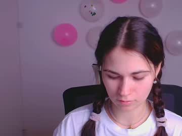 Elsa_Mur Chaturbate stream image from February 16, 2025