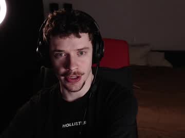 Ironthud Chaturbate stream image from February 16, 2025